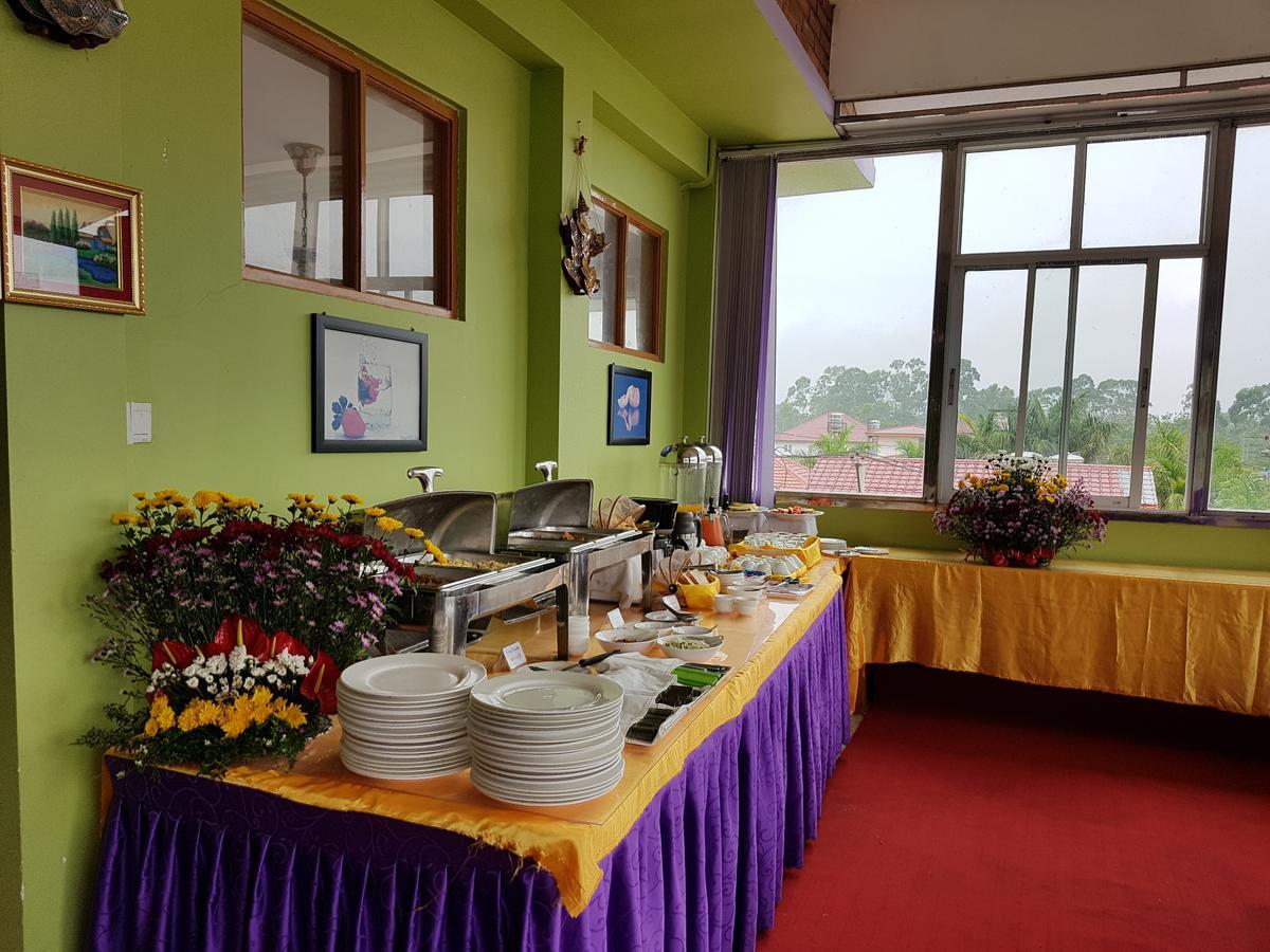 Hotel Rich Pyin Oo Lwin Eksteriør bilde