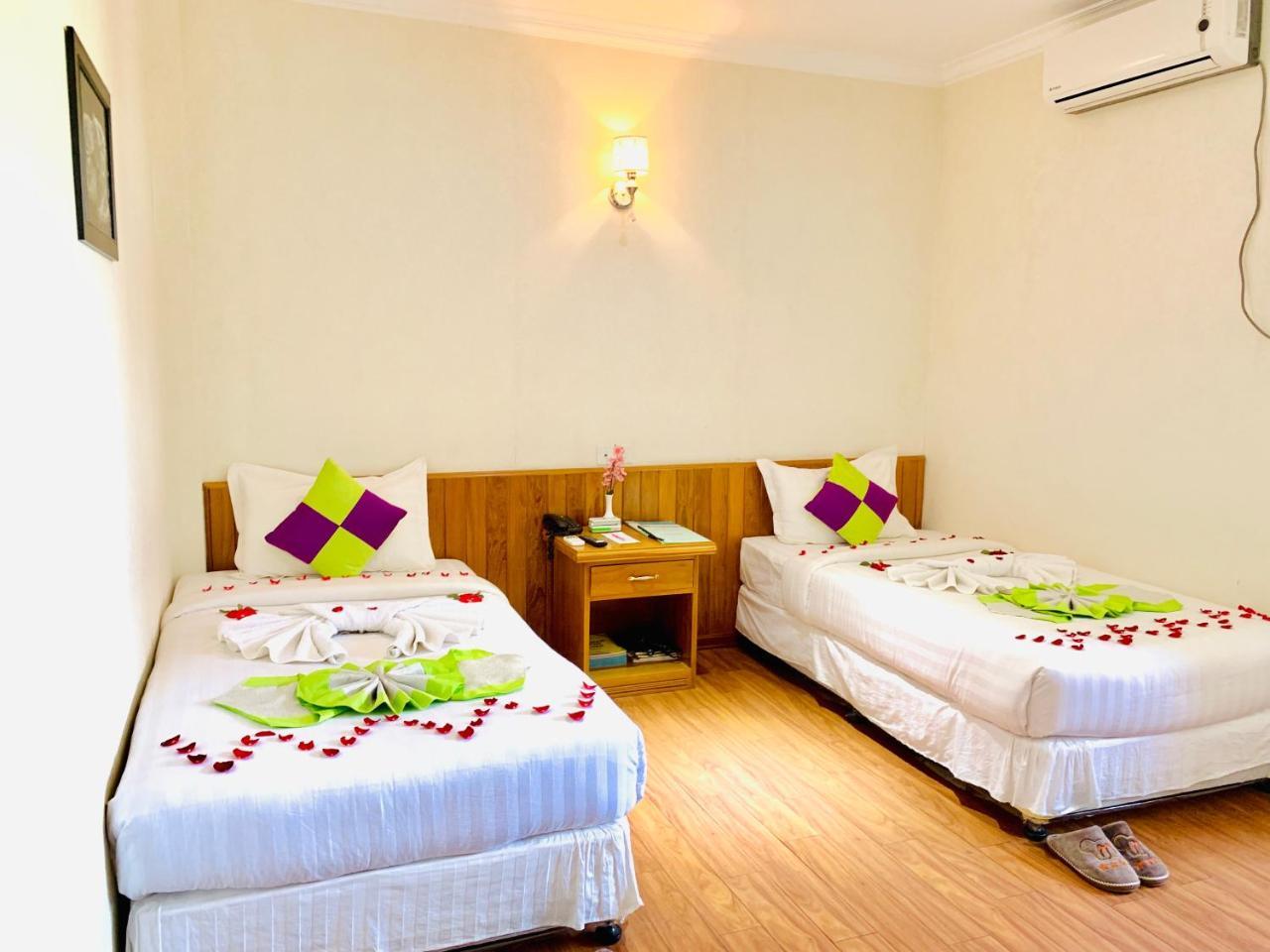 Hotel Rich Pyin Oo Lwin Eksteriør bilde